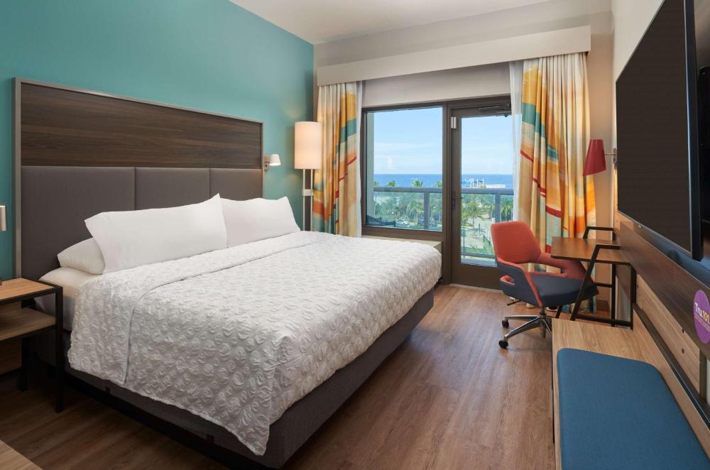 King Room with Ocean View interior